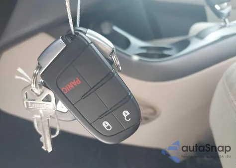 2020 Dodge Journey Se Value from USA, damaged, VIN 3C4PDCAB5LT279649